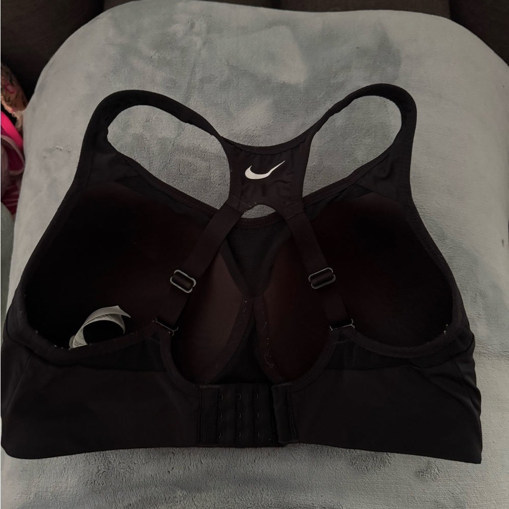 Nike Black Racerback Sports Bra for Performance - Picture 5 of 6